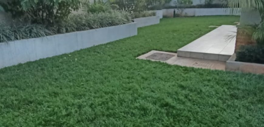 A Beautiful Modern 5 Bedrooms, all en-suite, Corner House with 1 DSQ and a Private Garden; to Let in Muthangari- Lavington